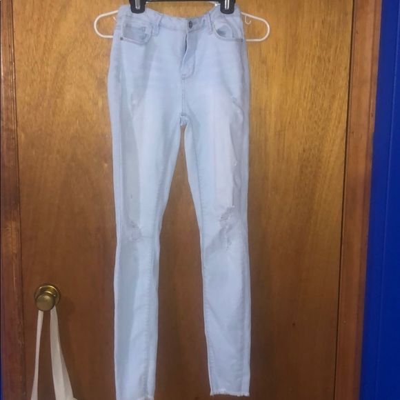 •TRUE CRAFT•LIGHT WASH DENIM DISTRESSED HIGH RISE SKINNY JEANS SIZE 3 EUC - Picture 7 of 8